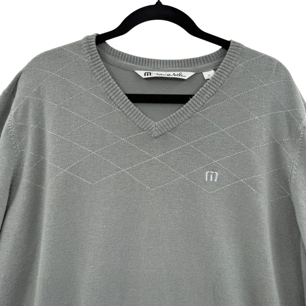 Travis Matthew Pullover‎ Sweater VNeck XL Gray Diamond Pattern